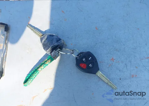 2013 Toyota Corolla Le из США, поврежденный, VIN 5YFBU4EE4DP181219